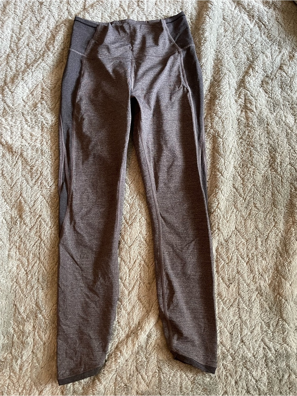 Women’s Lululemon Leggings and Joggers Both Size 6!